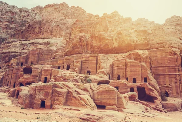 Rose City Petra, Jordan konut mağara