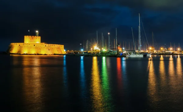 Крепость Святого Николая вечером. Роудс. Греция . — стоковое фото