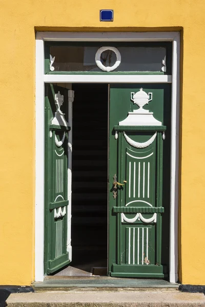 Puerta de la vieja casa en Ribe, sur de Jutlandia, Dinamarca Imagen de stock