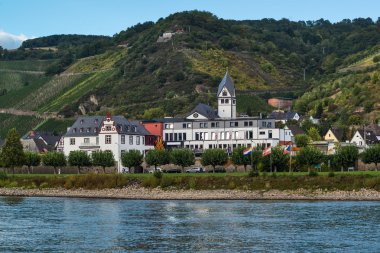 Rhineland-Palatinate, Almanya Rhine kıyısında küçük bir kasaba
