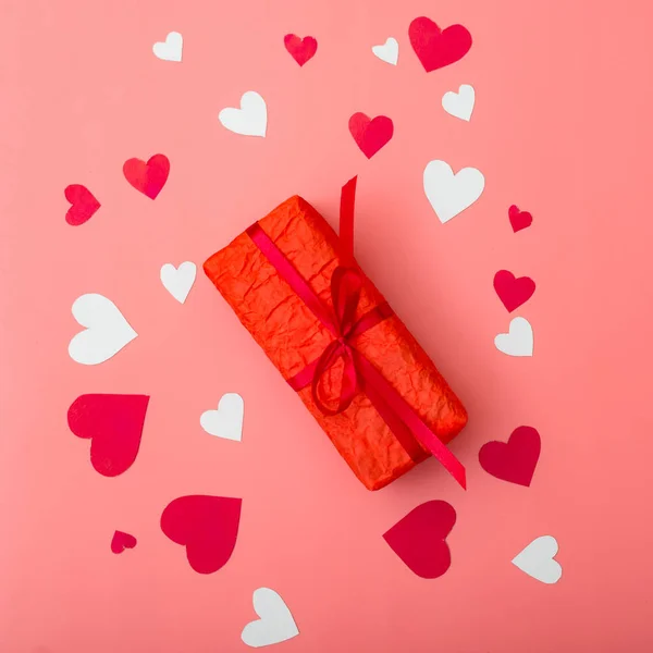 Regalo San Valentín Caja Envase Rojo Sobre Fondo Rosa Con — Foto de Stock