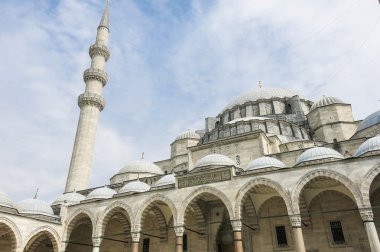 Süleymaniye Cami avlusu. Istanbul, Türkiye