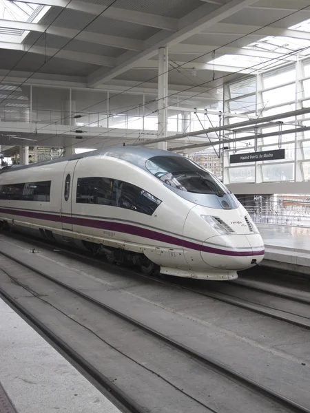 High speed train in Atocha Station — Stock Photo, Image