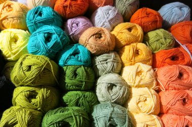 örgü iplik topları