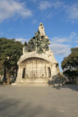 Doktor Robert, Barcelona için anıt