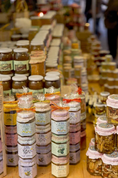 Mercado de produtos artesanais — Fotografia de Stock