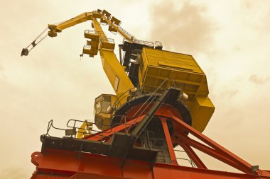 Bottom view of classical Cranes clipart