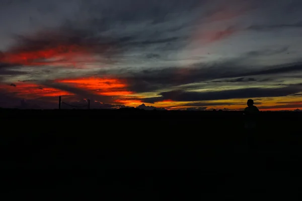 Noc padá v Amazonii — Stock fotografie