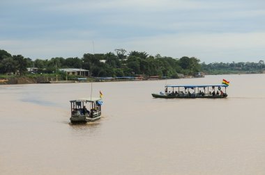 Rurrenabaque, Bolivia: Beni Nehri üzerinde tekne