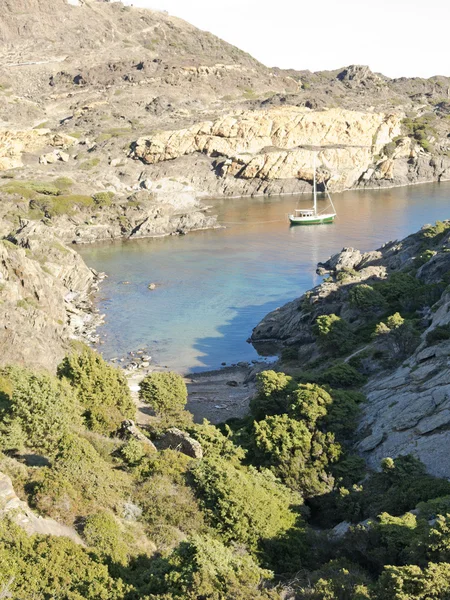 地中海の湾のボート。スペイン — ストック写真