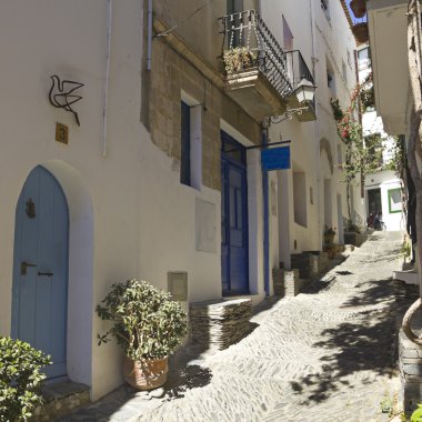 Akdeniz sokak, İspanya