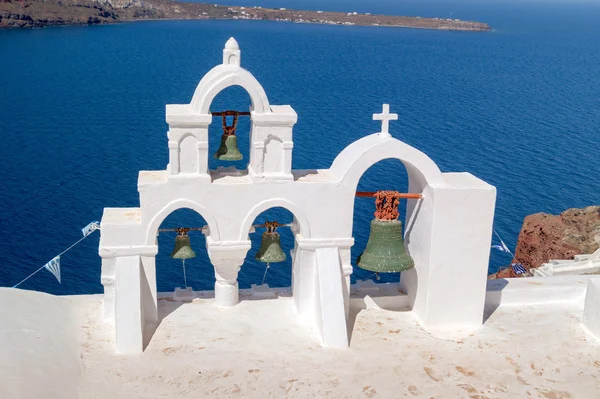 Traditional architecture of Oia village on Santorini island, Gre — Stock Photo, Image