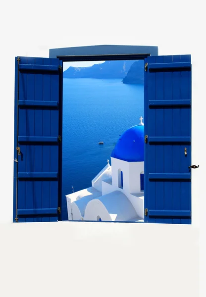 Traditionelles griechisches blaues Fenster auf der Insel Santorini, Griechenland — Stockfoto