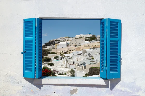 Arquitetura tradicional da vila de Oia na ilha de Santorini, Gre — Fotografia de Stock