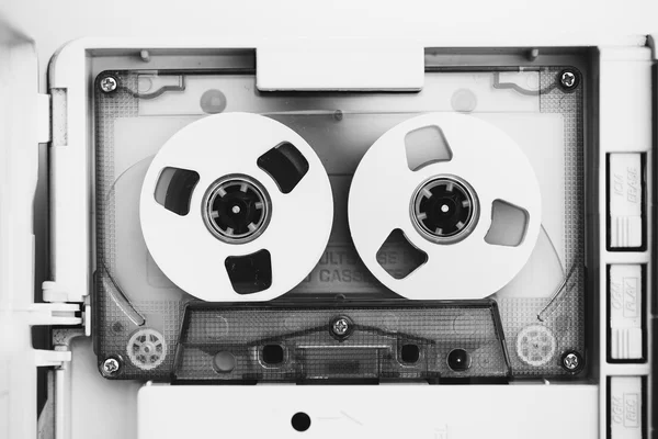 Cinta de audio vintage casete compacto, blanco y negro — Foto de Stock