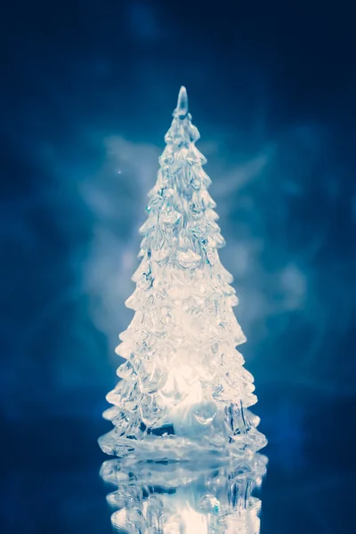 Noel ağacı lamba ışık yansıması ile — Stok fotoğraf