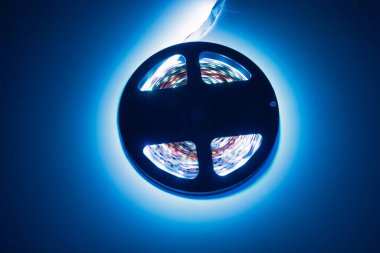 Strip mavi ışık rulosu