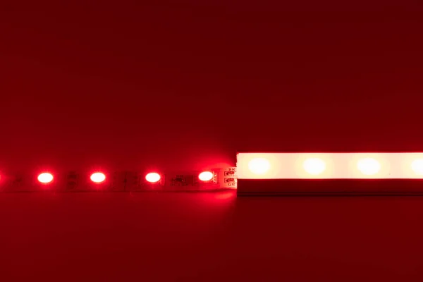 Led Strip Rood Licht Aluminium Kanaal Diffuser — Stockfoto