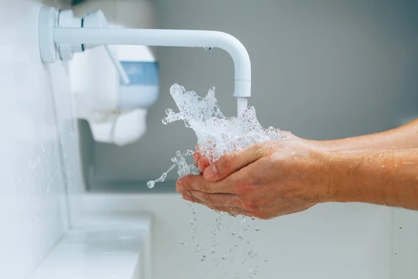 Hands Faucet Splashing Water — Stock Photo, Image