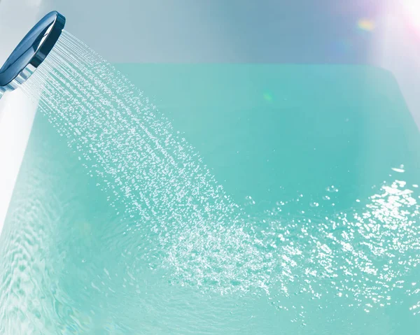 Ducha Llenando Una Bañera Con Chorro Agua —  Fotos de Stock