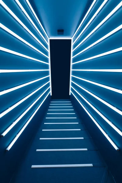 Corridoio Blu Astratto Con Lampade Fluorescenti Tubo — Foto Stock