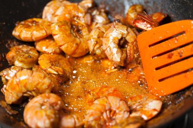 taze kızarmış karides