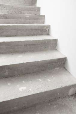 Beton merdiven yapım aşamasında