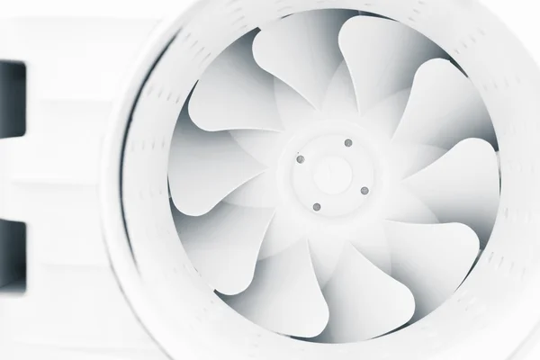 Aspas del ventilador del sistema de ventilación moderno —  Fotos de Stock