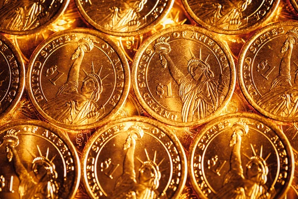 Goldene Dollar-Münzen Hintergrund — Stockfoto