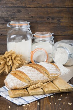 Ev yapımı hamur mayası ekmek sağlıklı bir diyet için