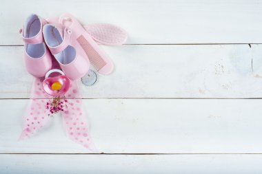 Bir bebek arka plan bekliyor