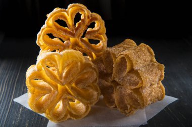 Karnaval çiçekleri geleneksel İspanyol ev yapımı tatlısı.