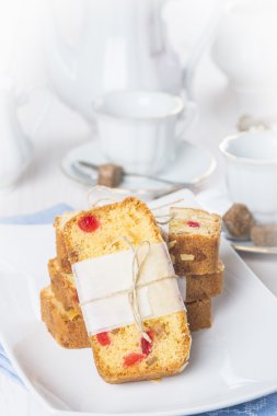 Şekerlenmiş meyve kek çay ve kahve kahvaltı için