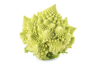 Beyaz arka plan üzerinde izole Romanesco brokoli sebze