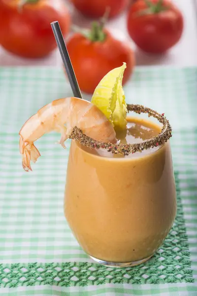 Seafood cream soup in cocktail glass — Stock Photo, Image