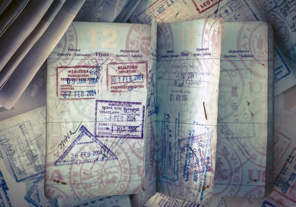 Imagen abstracta de pasaportes abiertos — Foto de Stock