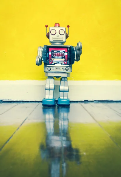 Робот-іграшка — стокове фото