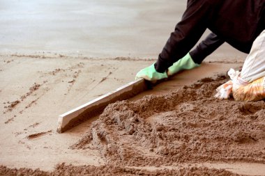 Bir evin katında Betonlama