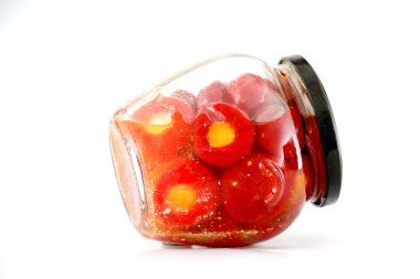 Yalıtılmış cam kavanoz korunmuş kavrulmuş doldurulmuş kırmızı pul biber ile