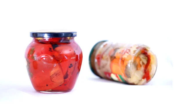 Frisch konservierte Paprika aus der Dose im Glas — Stockfoto
