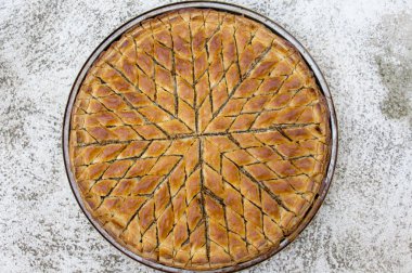 Türk tatlı baklava plaka üzerinde