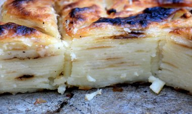 Makedonya gomleze denilen geleneksel ev yapımı pasta