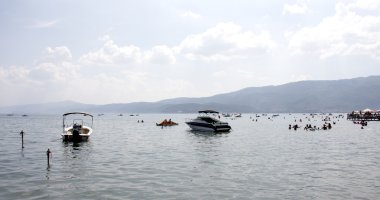 Ohri Gölü yaz aylarında