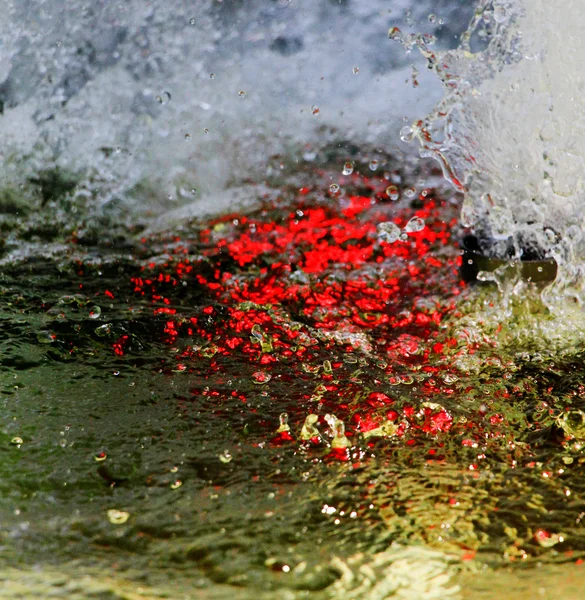 Molte bolle in acqua da vicino — Foto Stock
