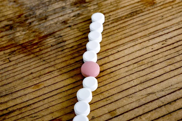 Zbliżenie Kapsułki Tabletki Izolowane Białym Tle — Zdjęcie stockowe