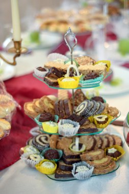 Çeşitli ev yapımı trufles ve tatlılar