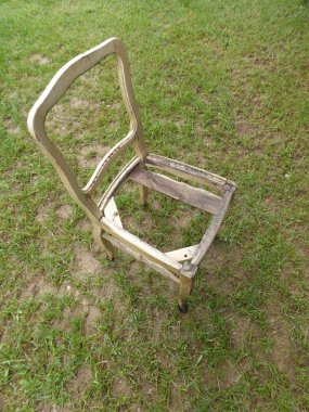 Retro eski yıpranmış sandalye