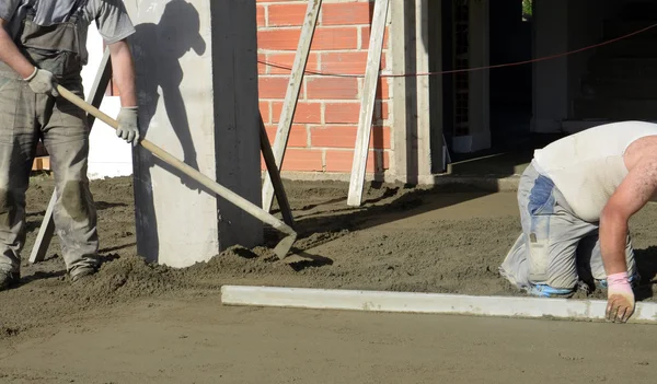 Hladká, betonování podlahy — Stock fotografie