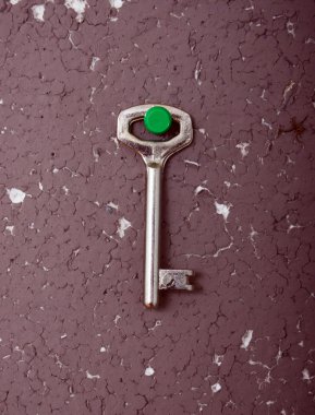 Anahtar bir ahşap üzerine