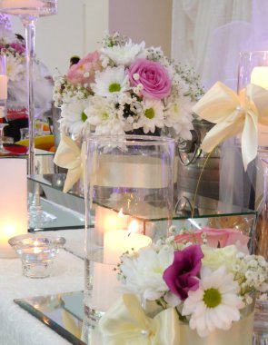 Düğün masa dekorasyonu